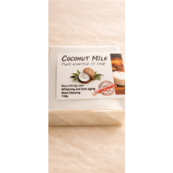 🥥 Coconut Milk Soap